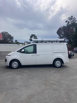 2021 Hyundai STARIA LOAD US4.V1 MY22 Creamy White