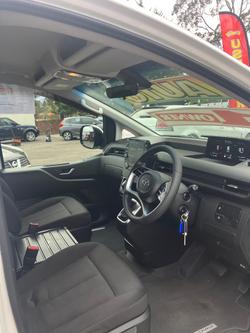 2021 Hyundai STARIA LOAD US4.V1 MY22 Creamy White