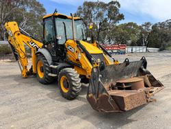 2017 JCB
3Cx Backhoe