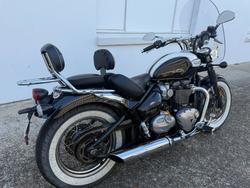 2018 Triumph BONNEVILLE SPEEDMASTER Black/White