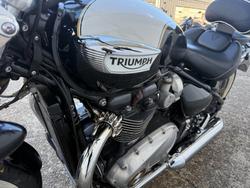 2018 Triumph BONNEVILLE SPEEDMASTER Black/White
