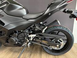 2026 Kawasaki Ninja 500 EX500GTFNW Black