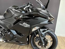 2026 Kawasaki Ninja 500 EX500GTFNW BLACK