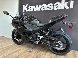 2026 Kawasaki Ninja 500 EX500GTFNW BLACK