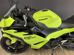 2026 Kawasaki Ninja 500 EX500GTFNW GREEN