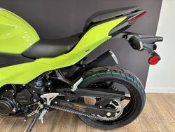 2026 Kawasaki Ninja 500 EX500GTFNW GREEN