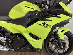 2026 Kawasaki Ninja 500 EX500GTFNW GREEN