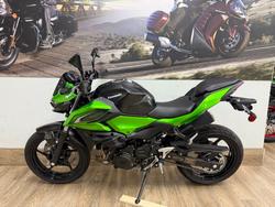2026 Kawasaki Ninja 500 EX500GTFNW GREEN