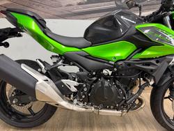 2026 Kawasaki Ninja 500 EX500GTFNW GREEN