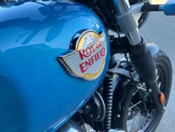 2022 Royal Enfield INTERCEPTOR 650 E5 CLASSIC VENTURA BLUE