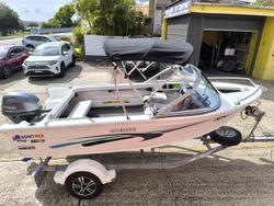 2012 QUINTREX 430 Escape