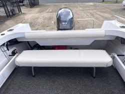 2012 QUINTREX 430 Escape