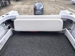 2012 QUINTREX 430 Escape