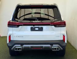 2025 LDV D90 Executive