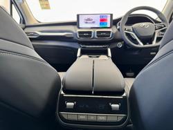 2025 LDV D90 Executive