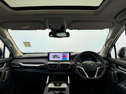 2025 LDV D90 Executive