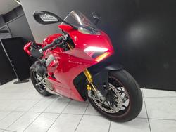 2019 DUCATI PANIGALE V4 Red