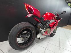 2019 DUCATI PANIGALE V4 Red