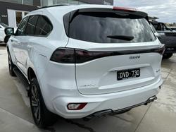 2025 Isuzu MU-X LS-T