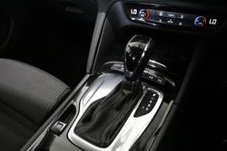 2018 Holden
                Commodore RS