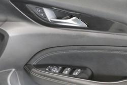 2018 Holden
                Commodore RS