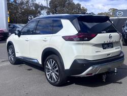 2025 Nissan X-TRAIL Ti-L e-POWER T33 MY25 Four Wheel Drive Ivory Pearl / Black Roof