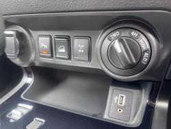 2025 Nissan Navara PRO-4X D23 MY25 4X4 Dual Range White Pearl