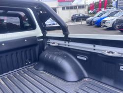 2025 Nissan Navara PRO-4X D23 MY25 4X4 Dual Range White Pearl