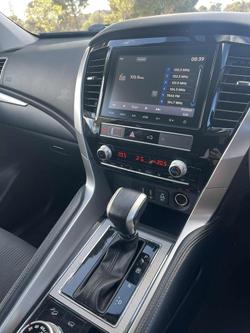 2021 Mitsubishi Pajero Sport GLX