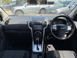 2016 Isuzu MU-X