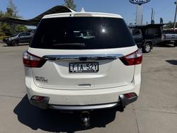 2016 Isuzu MU-X