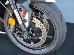 2023 Triumph STREET TRIPLE R White