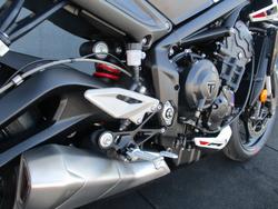 2023 Triumph STREET TRIPLE R White
