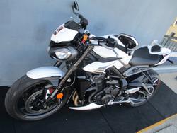 2023 Triumph STREET TRIPLE R White