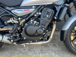 Royal Enfield 2025 Royal Enfield 450CC Guerrilla - Dash