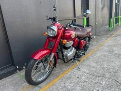 2025 Royal Enfield 2025 Royal Enfield 350CC CLASSIC 350 HERITAGE RED