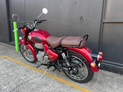 2025 Royal Enfield 2025 Royal Enfield 350CC CLASSIC 350 HERITAGE RED