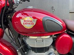 2025 Royal Enfield 2025 Royal Enfield 350CC CLASSIC 350 HERITAGE RED