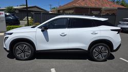 2025 Chery E5 Ultimate MY25.5 Lunar White