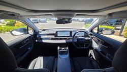 2025 Chery E5 Ultimate MY25.5 Lunar White