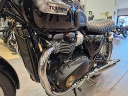 Triumph 2017 TRIUMPH 120CC BONNE T100 BLACK