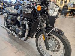 Triumph 2017 TRIUMPH 120CC BONNE T100 BLACK