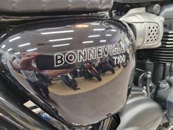 Triumph 2017 TRIUMPH 120CC BONNE T100 BLACK