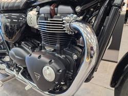 Triumph 2017 TRIUMPH 120CC BONNE T100 BLACK