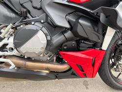 2023 DUCATI STREETFIGHTER V2 Red
