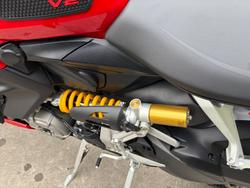 2023 DUCATI STREETFIGHTER V2 Red