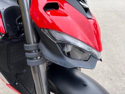 2023 DUCATI STREETFIGHTER V2 Red