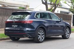 2025 Volkswagen Touareg 210TDI Elegance