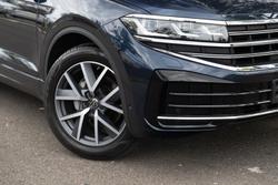 2025 Volkswagen Touareg 210TDI Elegance