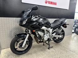 2006 Yamaha FZ6S BLUE